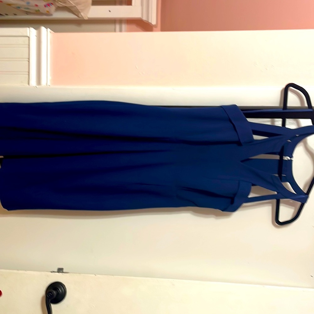 BCBG “MACIE” dress in classic blue size 8